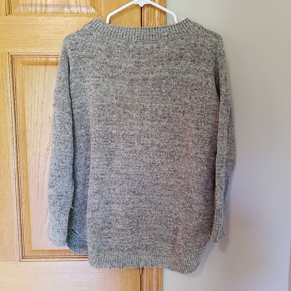 Jessica Simpson Sweater - Picture 3 of 8